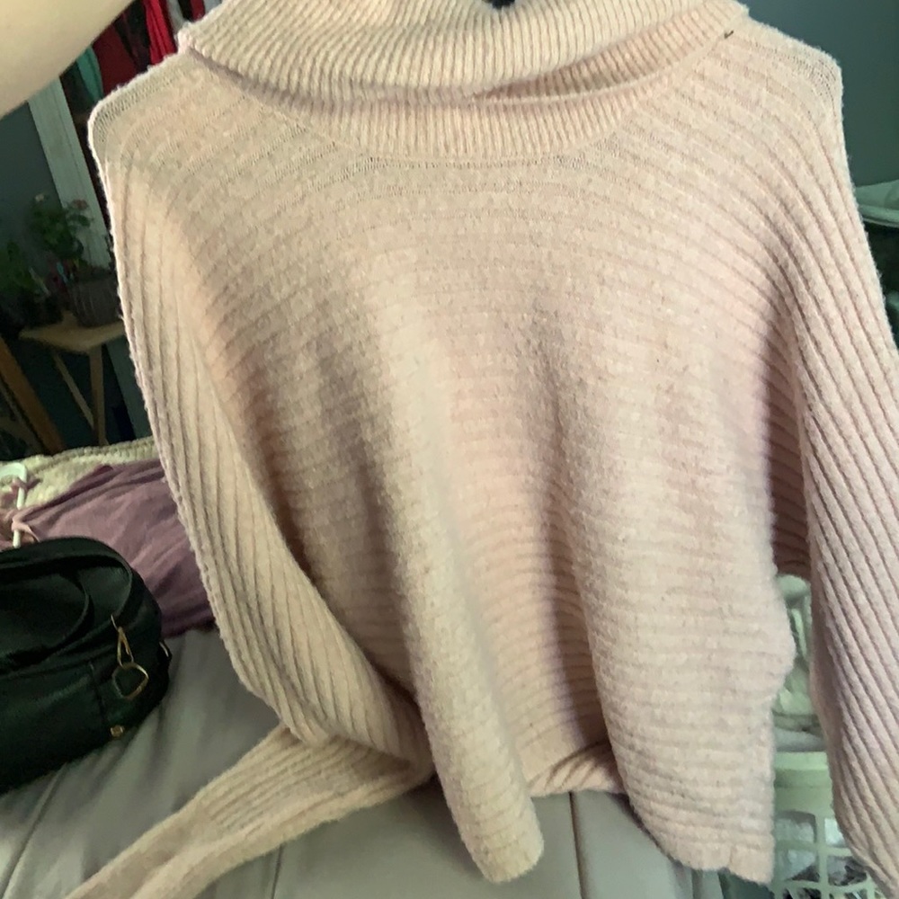 Long sleeve turtleneck fuzzy good for winter!